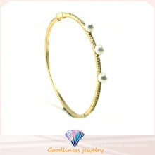 Women′s Jewelry White Pearl 925 Sterling Silver Golden Plating Bracelet Bangle Gift G41246